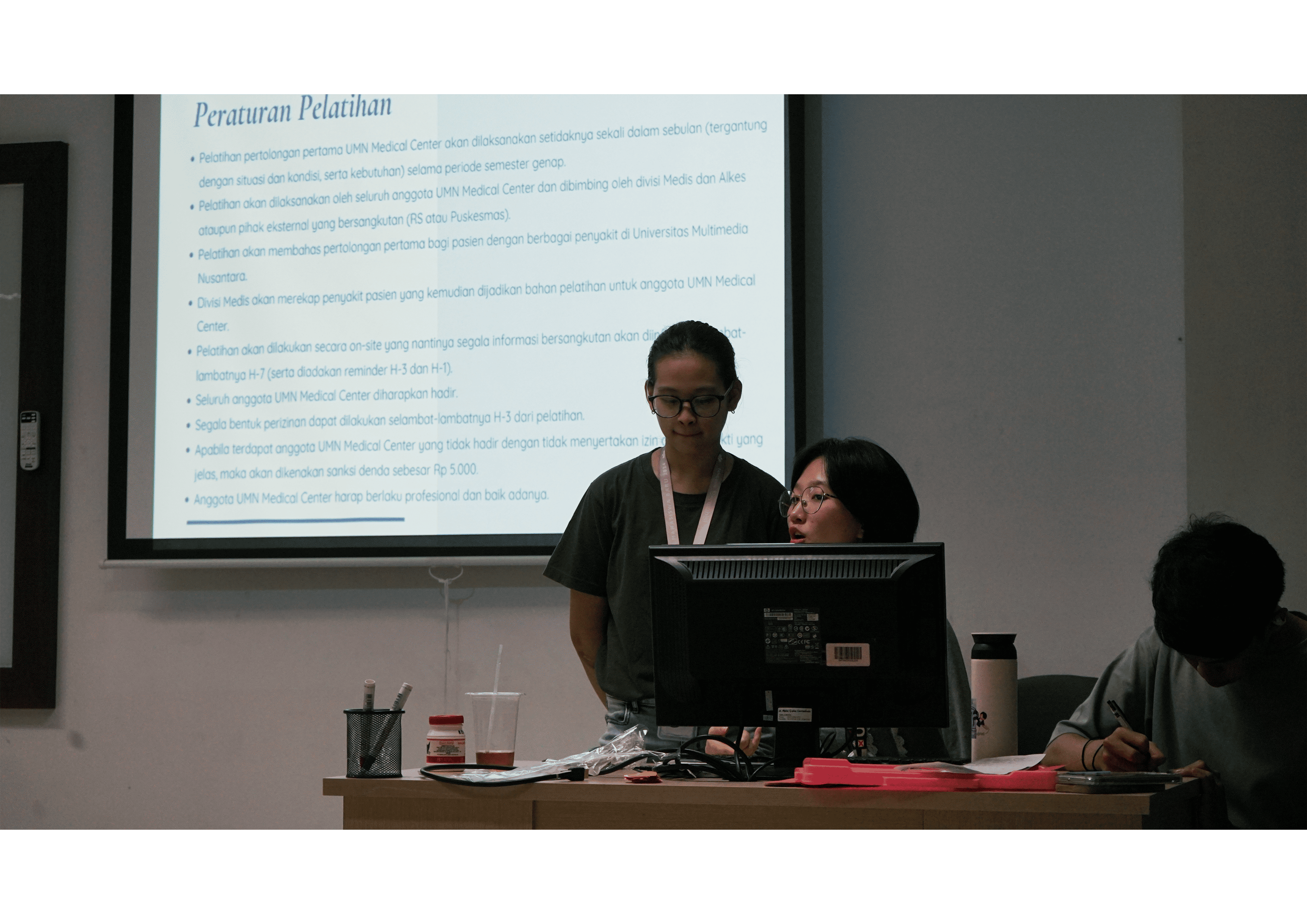 Pertemuan Perdana Anggota UMN Medical Center Gen 11